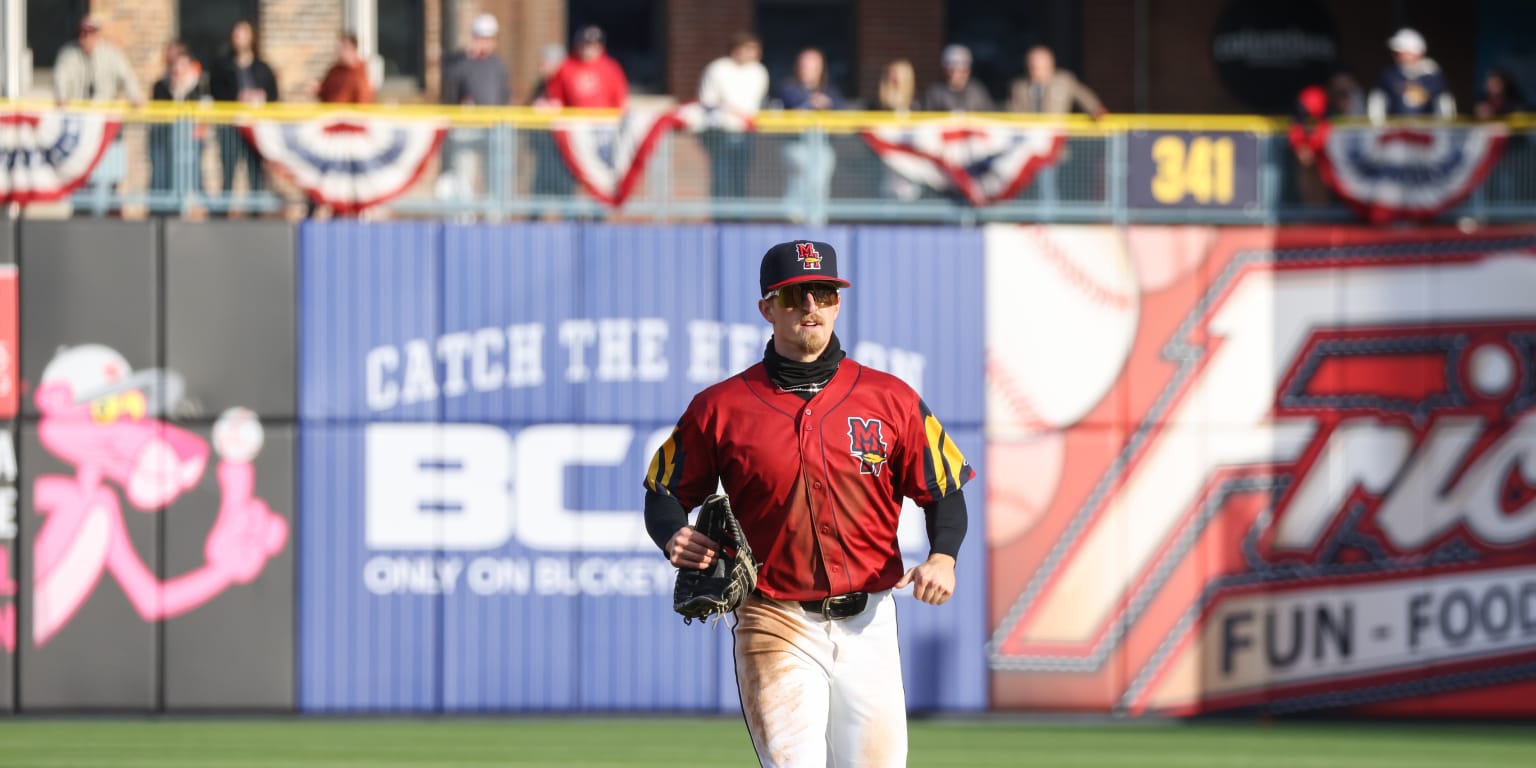 Hens heat up in game three vs. Storm Chasers