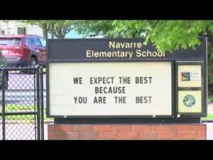 Doors close one last time for Navarre Elementary students Thumbnail