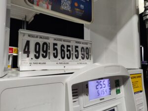 Inflation Runs Hot: September CPI Hits 3.7%, Core Prices Overshoot Thumbnail