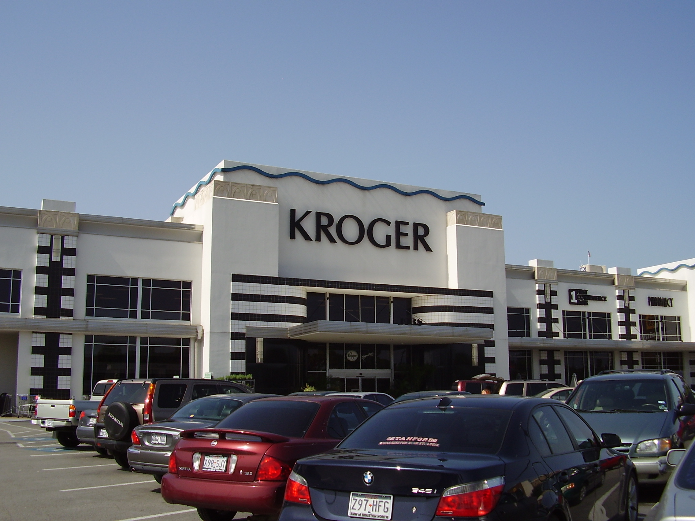 Kroger Cutting 3,000 Corporate Jobs as It Bets Big on AI