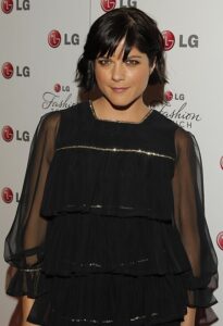 Selma Blair Arrested After Alleged Midair Incident on Flight to New York Thumbnail